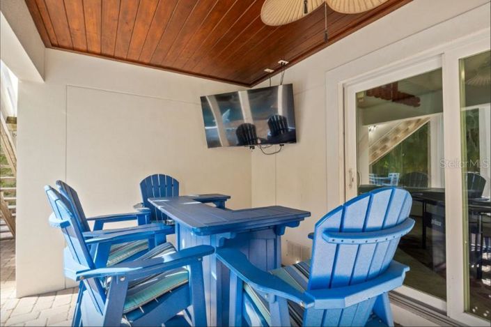 Image No.50-5 Bed Property for sale