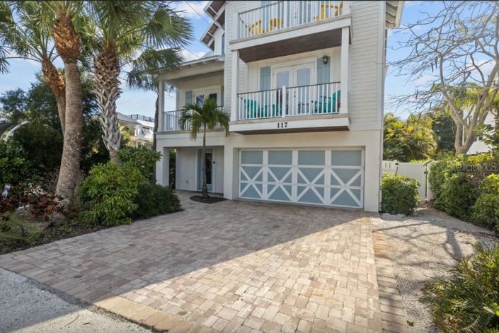 Image No.53-5 Bed Property for sale