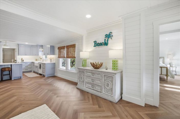 Image No.13-2 Bed Property for sale