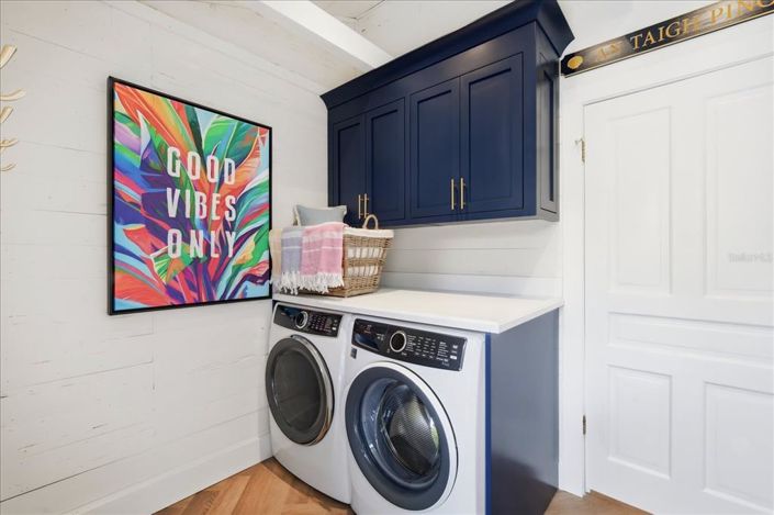 Image No.30-2 Bed Property for sale