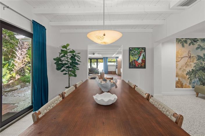 Image No.19-3 Bed Property for sale