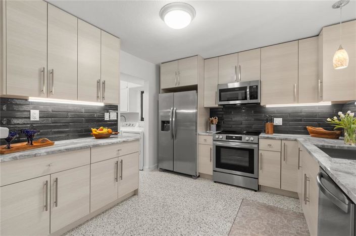 Image No.22-3 Bed Property for sale