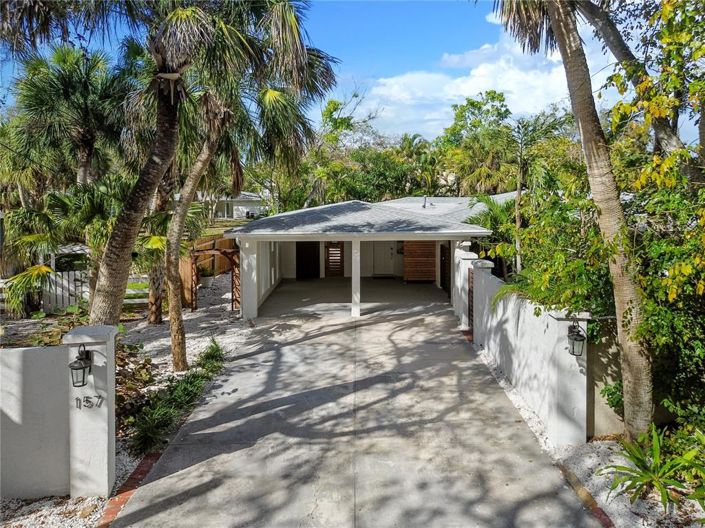 Image No.6-3 Bed Property for sale