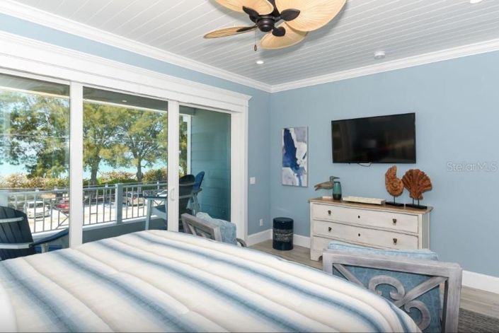 Image No.29-6 Bed Property for sale