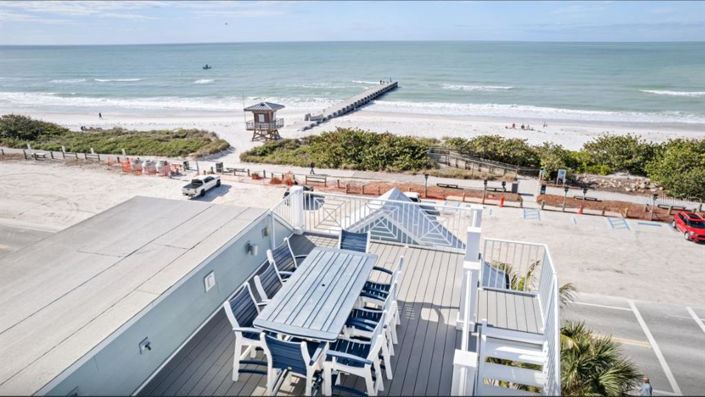 Image No.3-6 Bed Property for sale