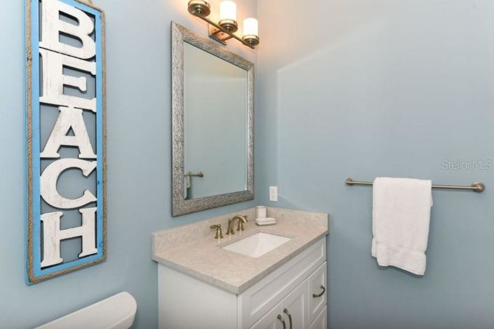 Image No.37-6 Bed Property for sale