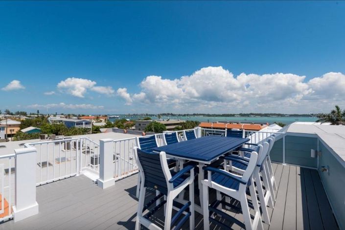 Image No.49-6 Bed Property for sale