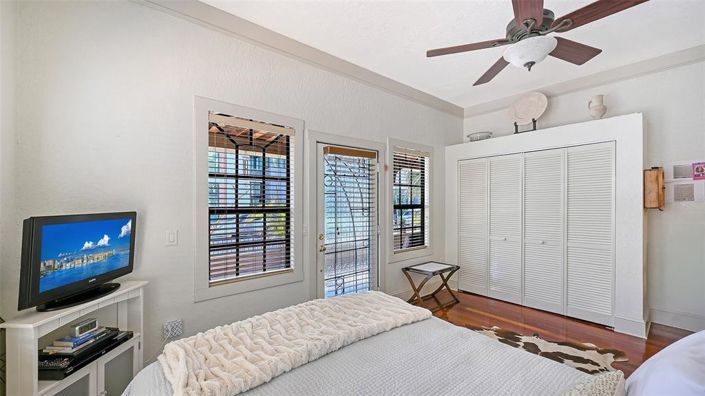 Image No.31-3 Bed Property for sale