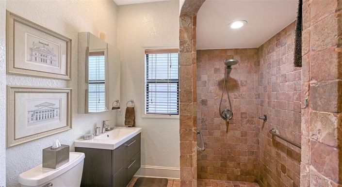 Image No.32-3 Bed Property for sale