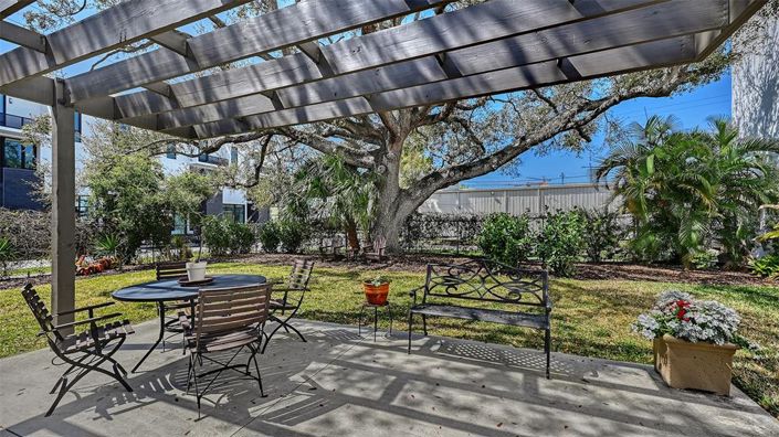 Image No.38-3 Bed Property for sale