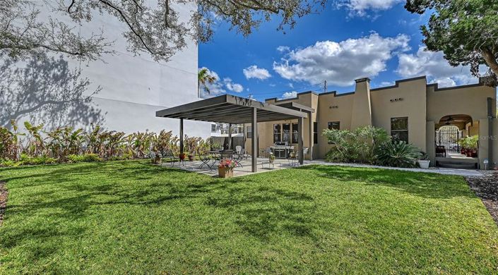 Image No.42-3 Bed Property for sale