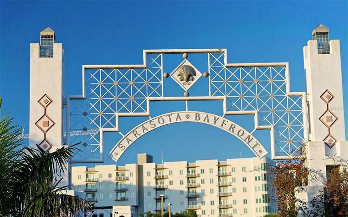 Image No.58-3 Bed Property for sale