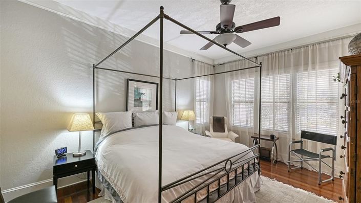 Image No.7-3 Bed Property for sale