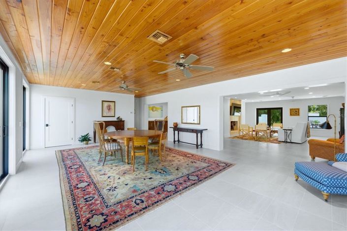 Image No.13-4 Bed Property for sale