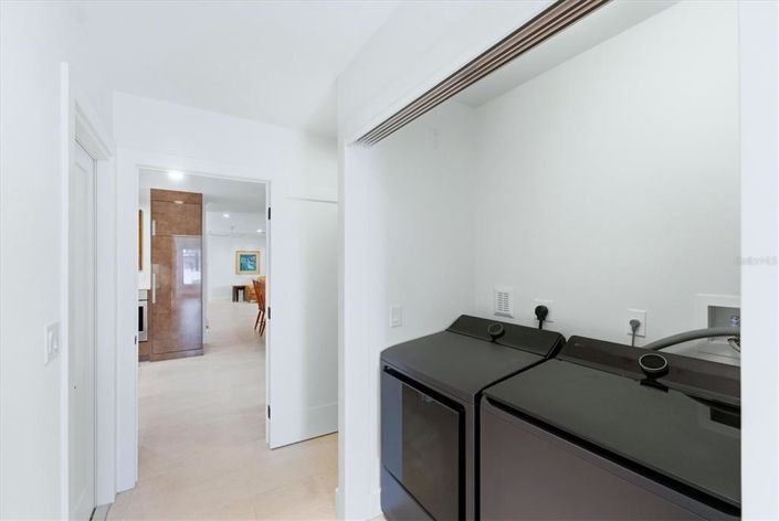 Image No.41-4 Bed Property for sale