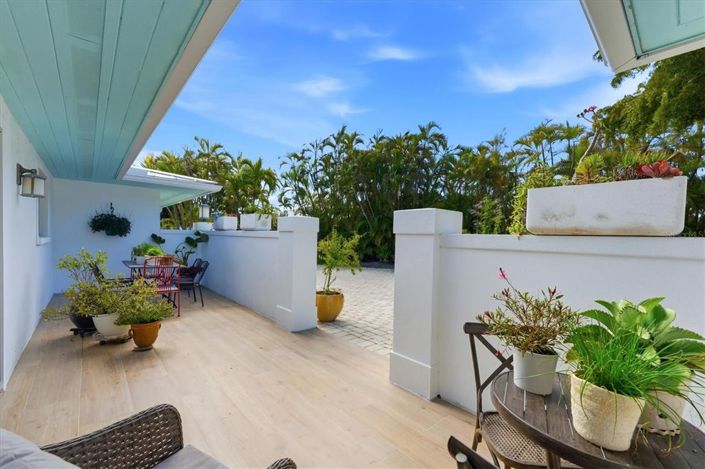 Image No.5-4 Bed Property for sale