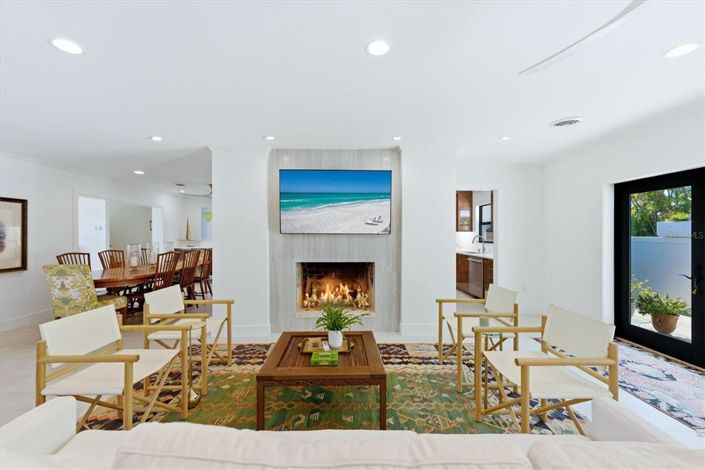 Image No.9-4 Bed Property for sale