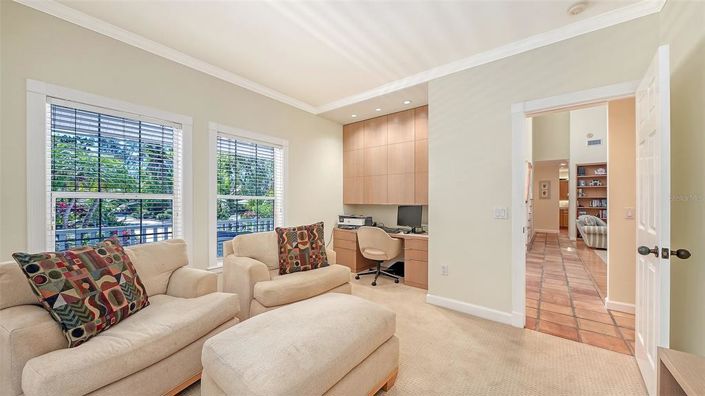 Image No.40-3 Bed Property for sale