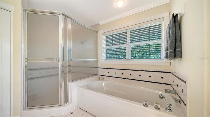 Image No.46-3 Bed Property for sale