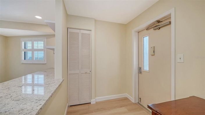 Image No.4-Propriété de 2 chambres à vendre à Sarasota