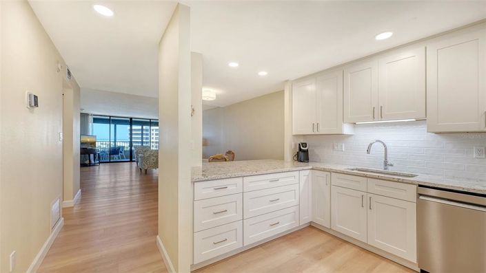 Image No.5-Propriété de 2 chambres à vendre à Sarasota