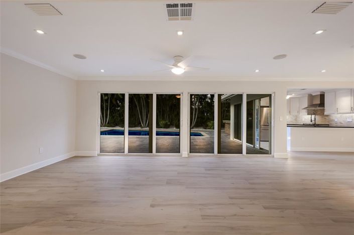 Image No.14-Propriété de 4 chambres à vendre à Sarasota