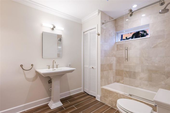 Image No.36-Propriété de 4 chambres à vendre à Sarasota