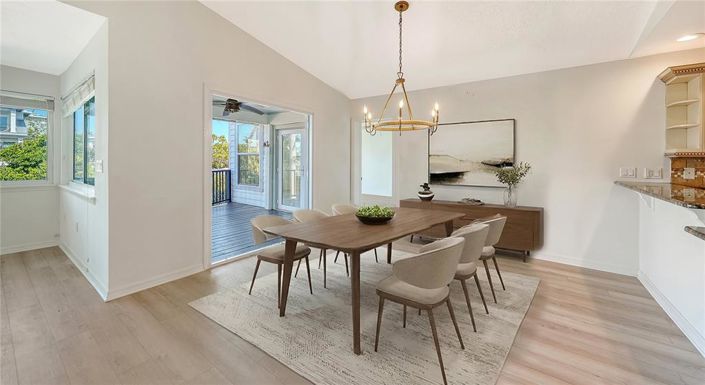 Image No.17-5 Bed Property for sale