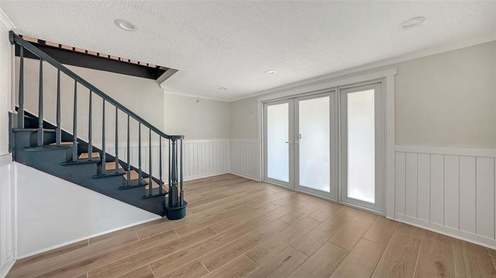 Image No.55-5 Bed Property for sale