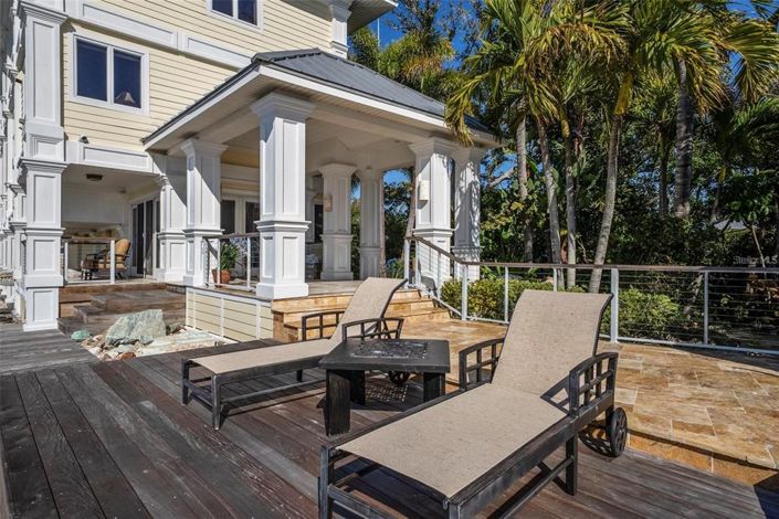 Image No.30-5 Bed Property for sale