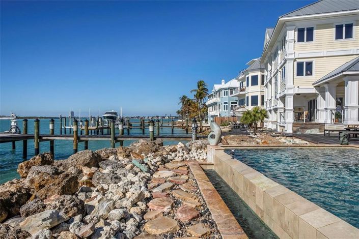 Image No.41-5 Bed Property for sale