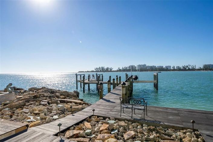 Image No.44-5 Bed Property for sale