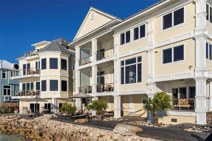 Image No.49-5 Bed Property for sale