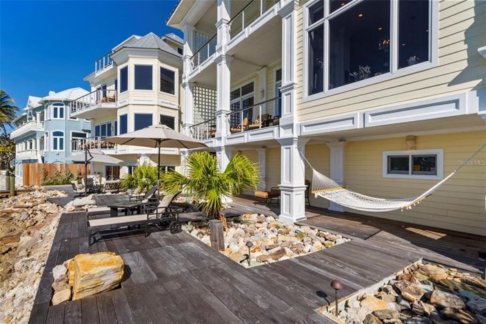 Image No.50-5 Bed Property for sale