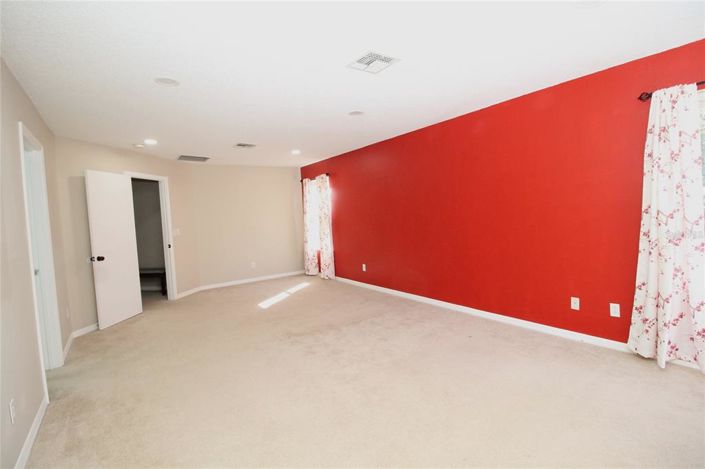 Image No.11-5 Bed Property for sale