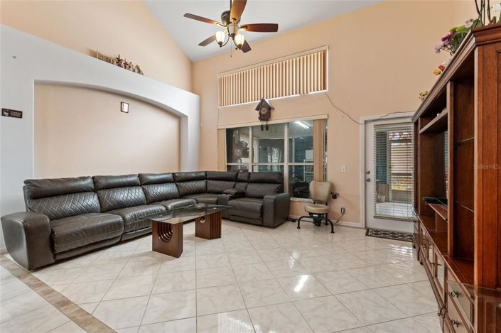 Image No.13-4 Bed Property for sale