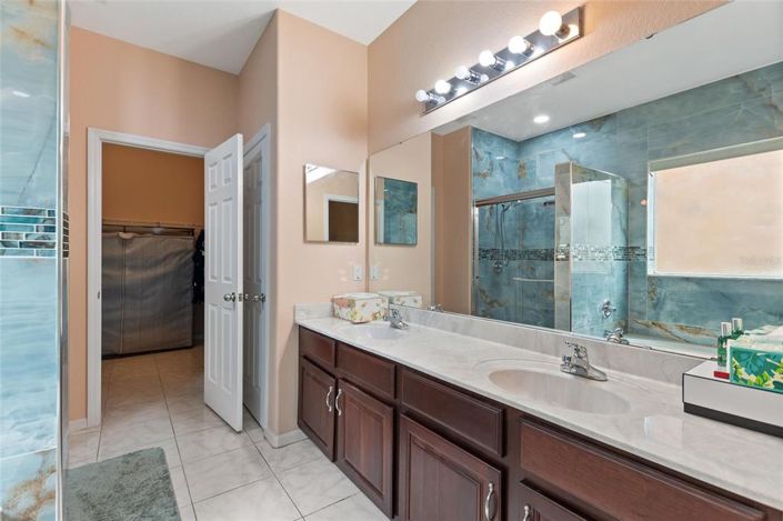 Image No.22-4 Bed Property for sale