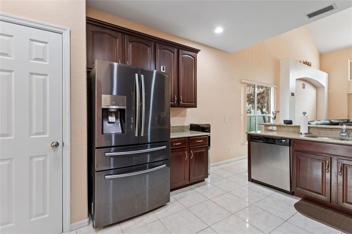 Image No.7-4 Bed Property for sale