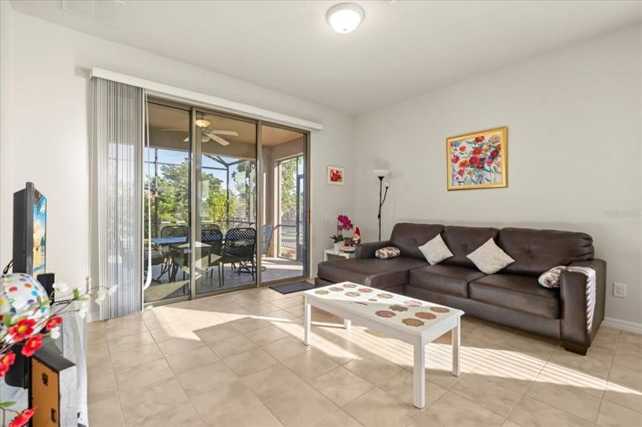 Image No.9-2 Bed Property for sale