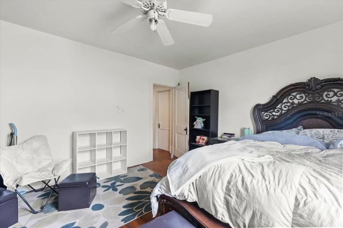 Image No.11-4 Bed Property for sale