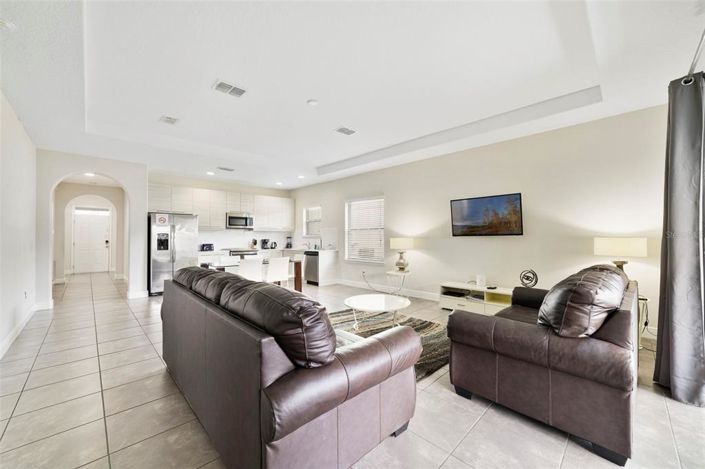 Image No.10-4 Bed Property for sale