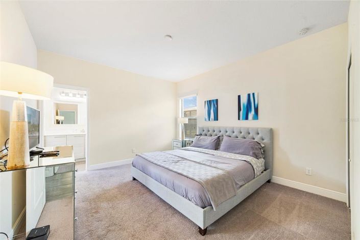 Image No.5-4 Bed Property for sale