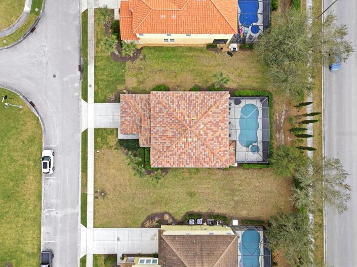 Image No.48-6 Bed Property for sale