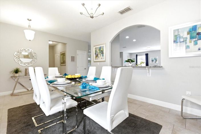 Image No.9-6 Bed Property for sale