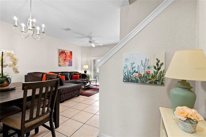 Image No.17-4 Bed Townhouse for sale