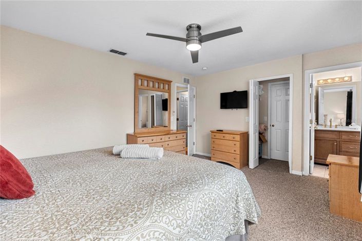 Image No.20-4 Bed Townhouse for sale