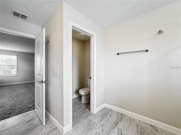 Image No.23-6 Bed Property for sale