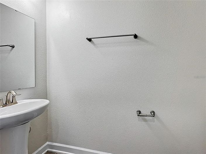 Image No.53-6 Bed Property for sale