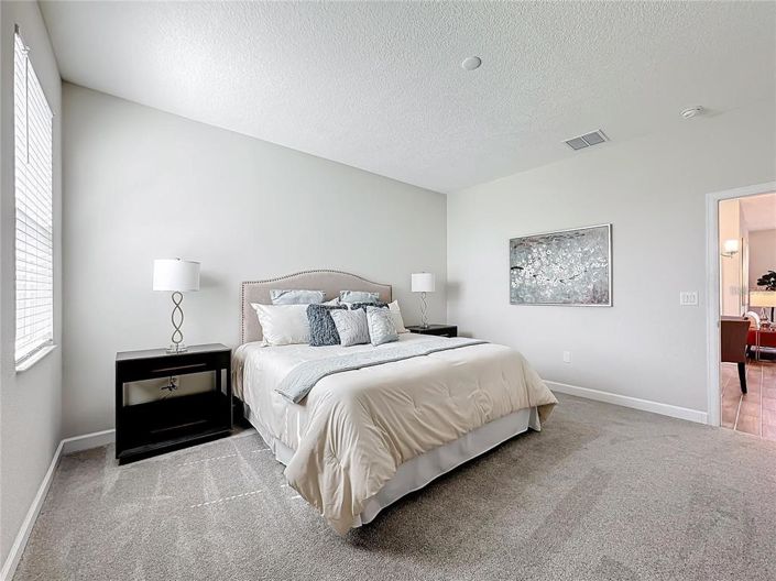 Image No.54-6 Bed Property for sale