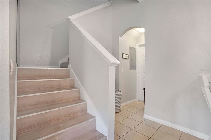 Image No.10-4 Bed Townhouse for sale